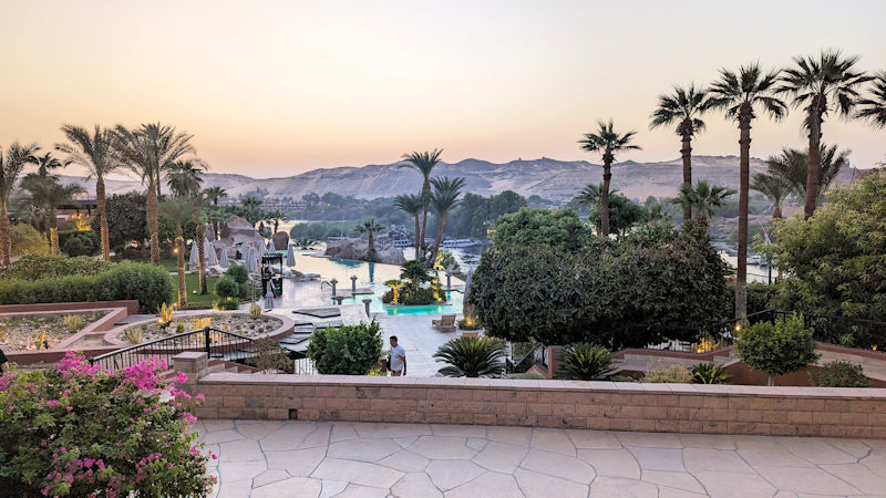 Old Catarac Hotel